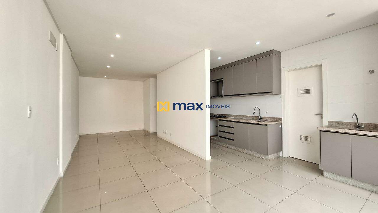 Apartamento à venda no Fazenda: Living integrado