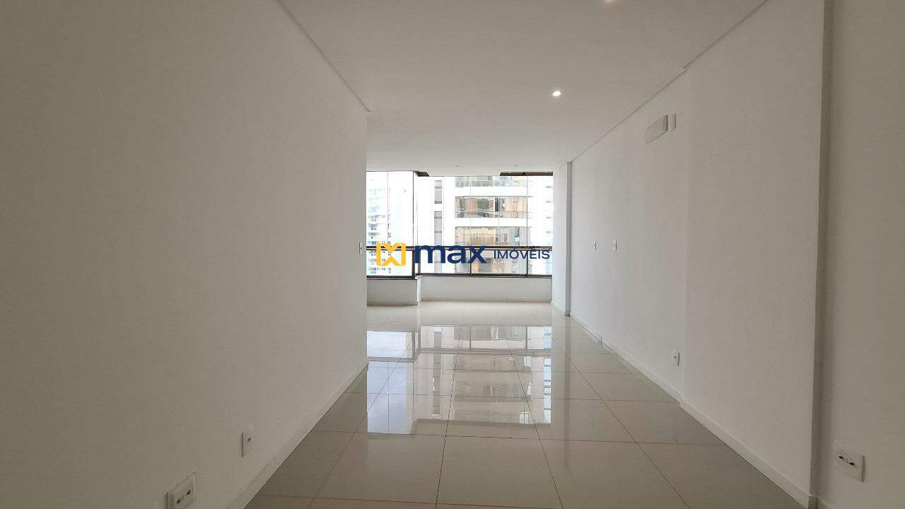 Apartamento à venda no Fazenda: Living integrado