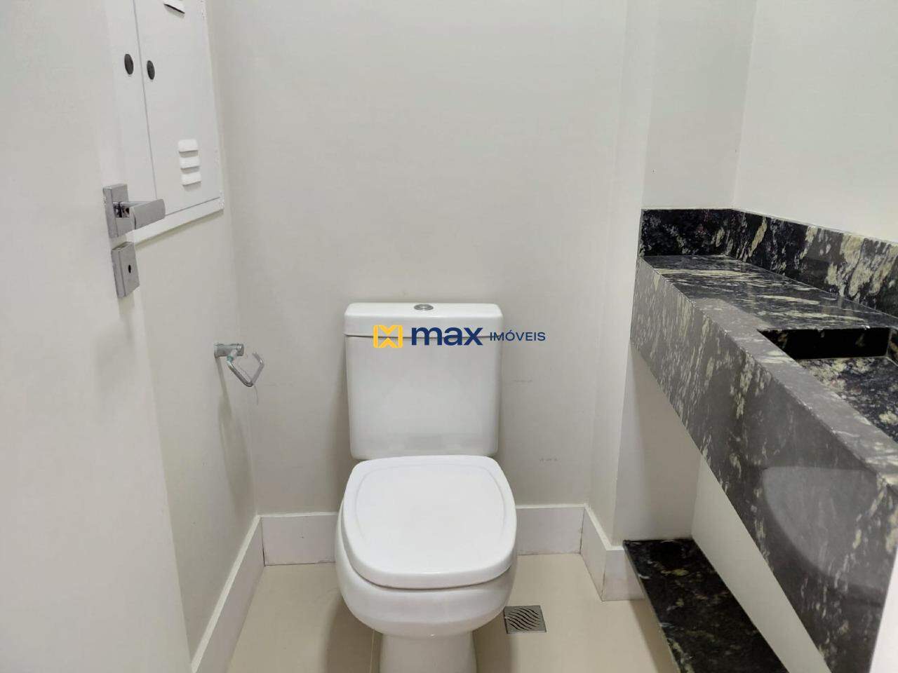 Apartamento para aluguel no São Pedro: Lavabo