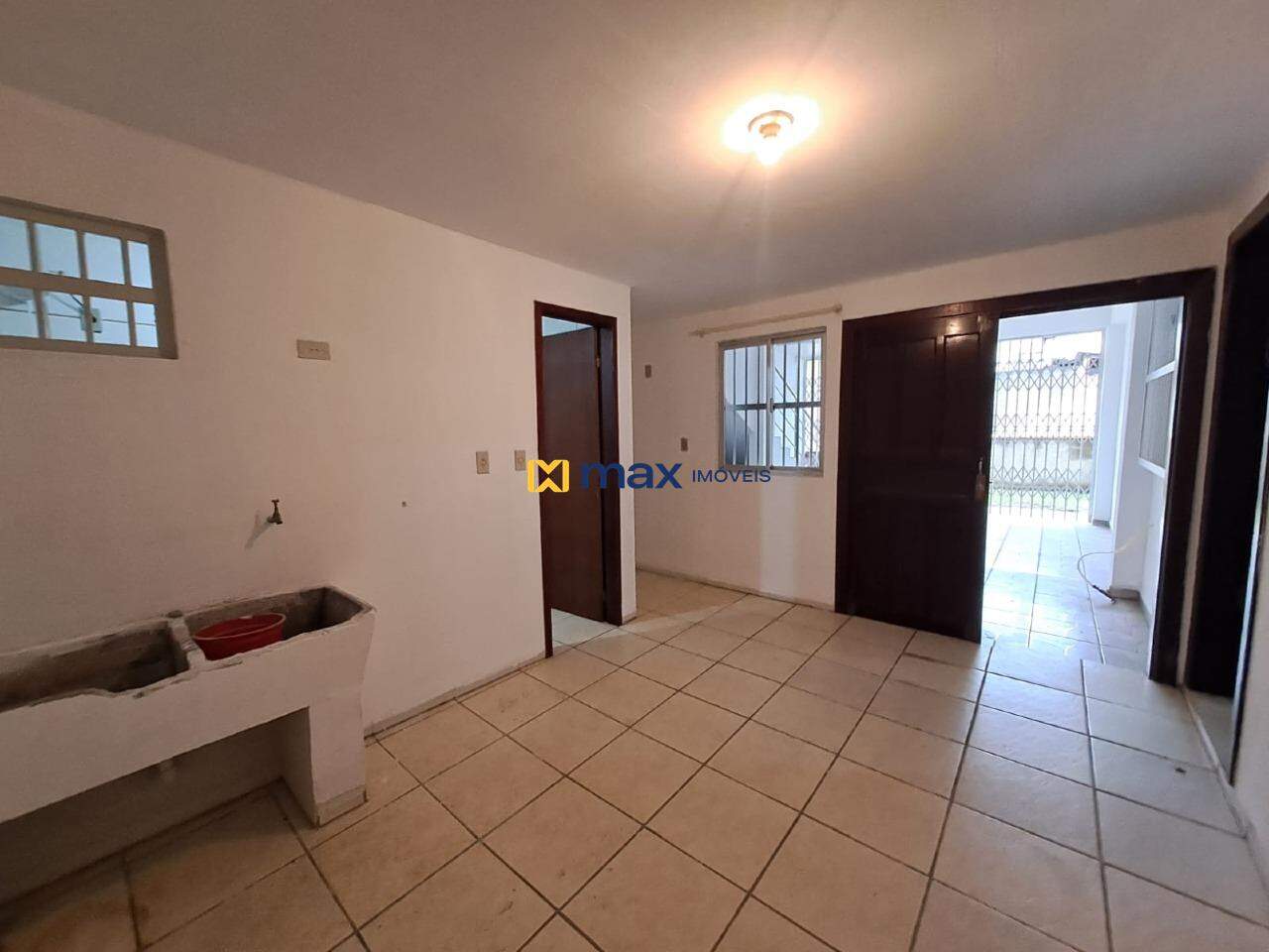 Casa para aluguel no Centro: Área de serviços