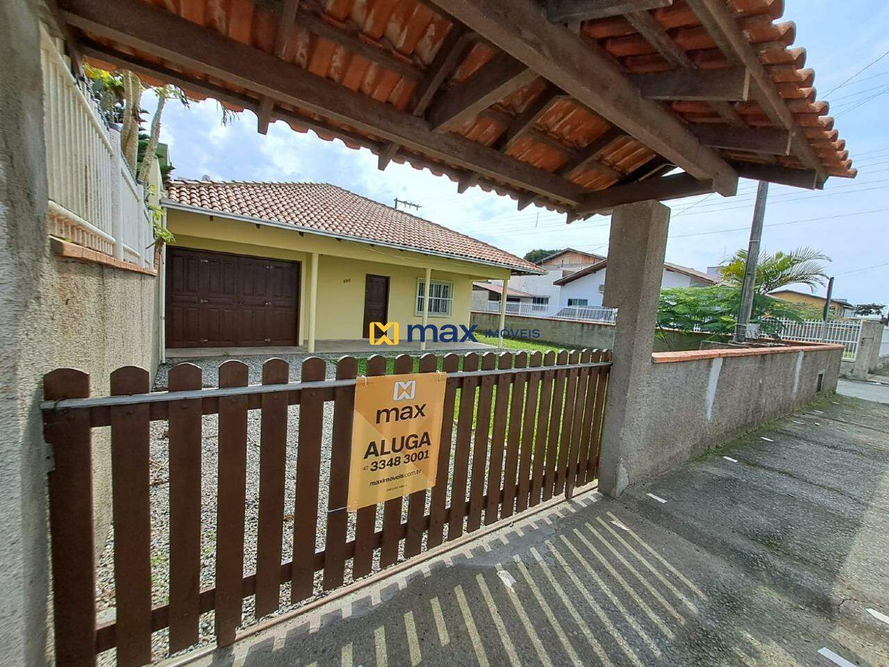 Casa para aluguel no Centro: 