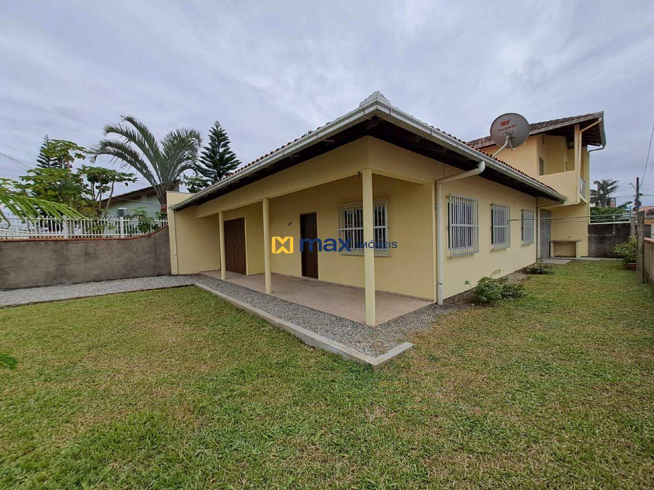 Casa para aluguel no Centro: Quintal