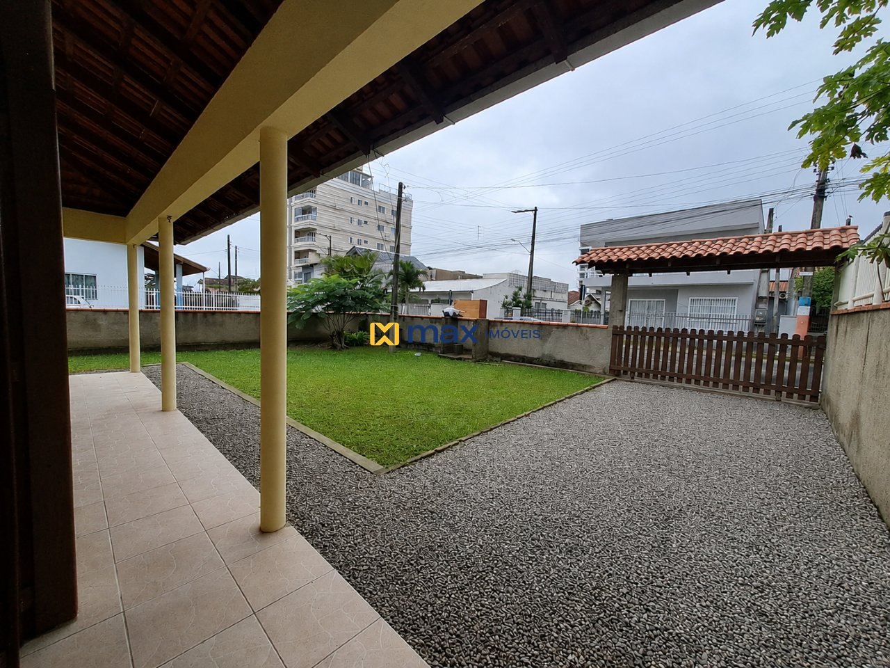 Casa para aluguel no Centro: