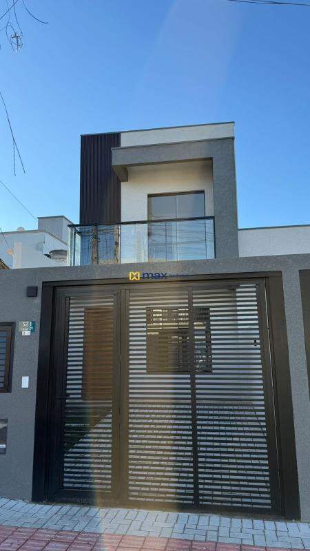 Casa à venda no Centro: 