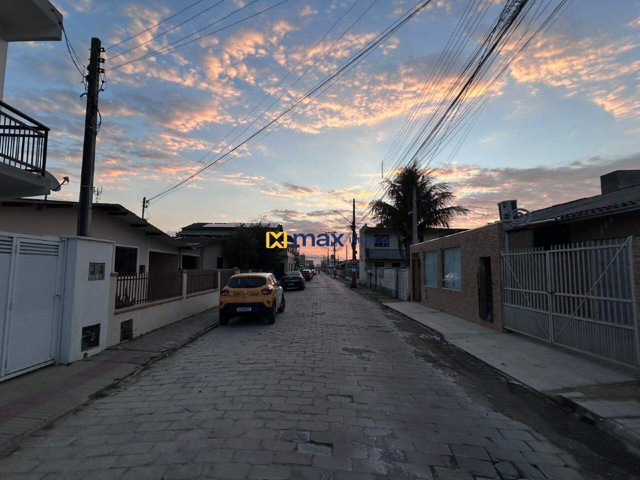 Casa à venda no Centro: