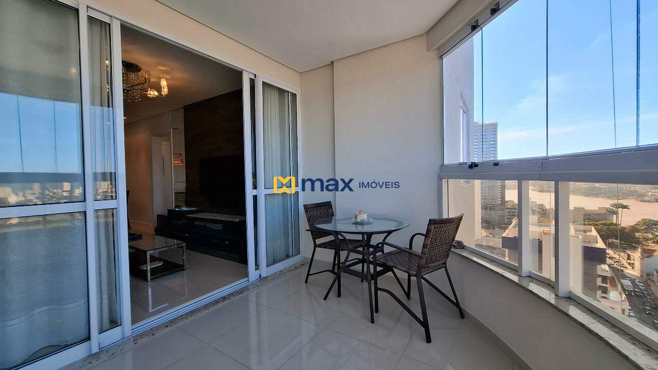 Apartamento à venda no Centro: Sacada