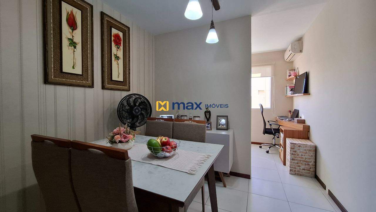 Apartamento à venda no Cordeiros: Sala de jantar