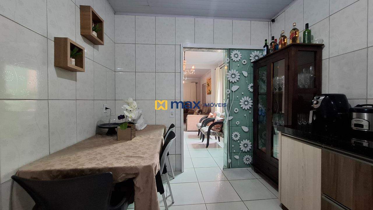 Casa à venda no Cordeiros: Cozinha