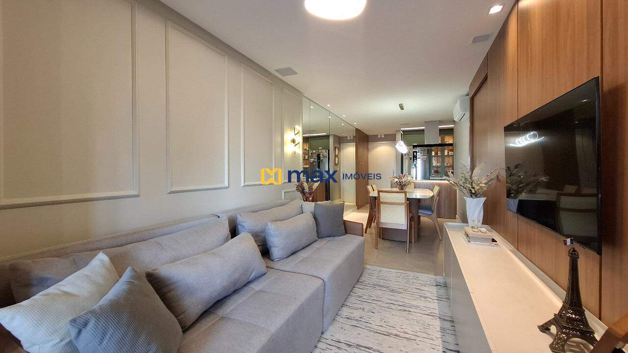 Apartamento à venda no Centro: Living integrado