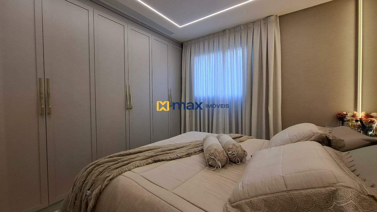 Apartamento à venda no Centro: Suíte