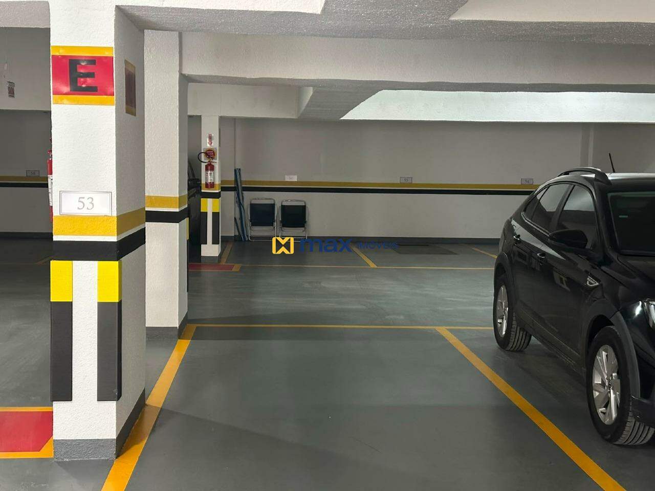 Apartamento para aluguel no Fazenda: Garagem 55