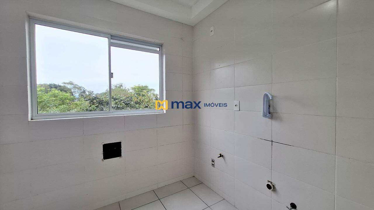 Apartamento à venda no Itaipava: Cozinha