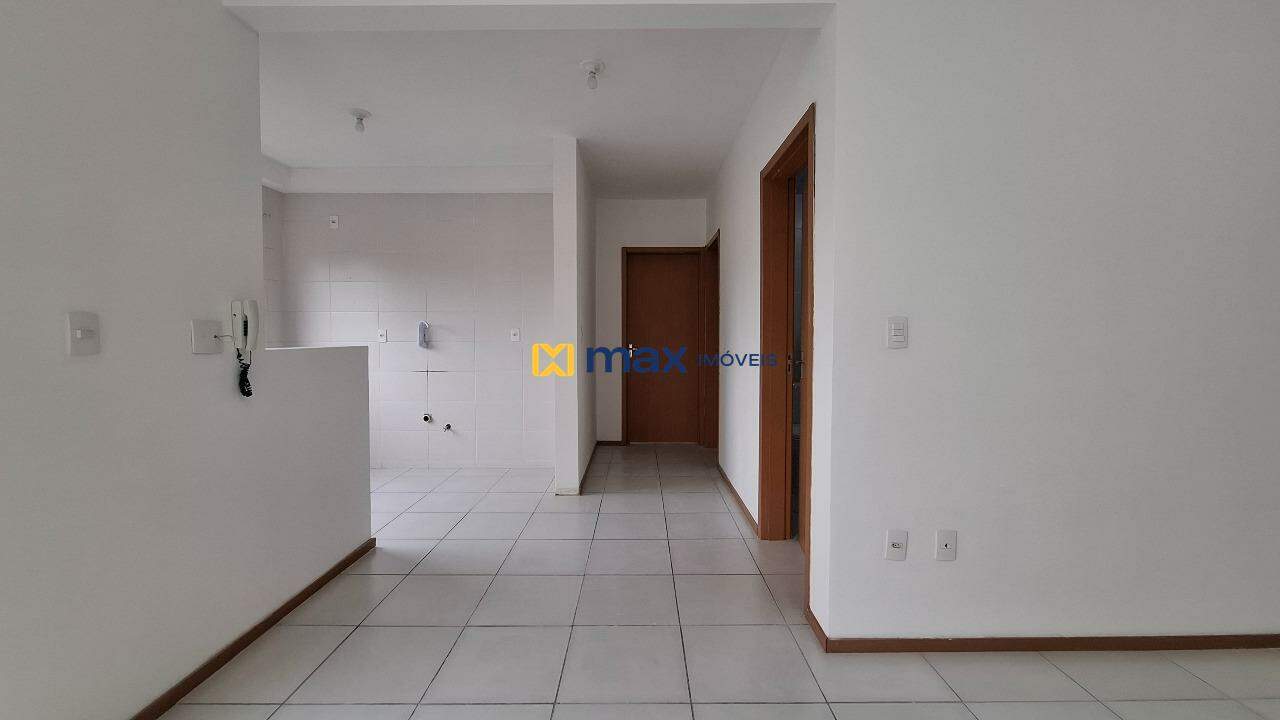 Apartamento à venda no Itaipava: Living integrado