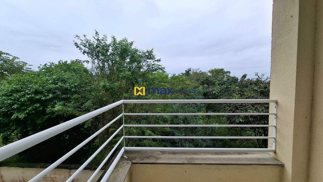 Apartamento à venda no Itaipava: Sacada com churrasqueira