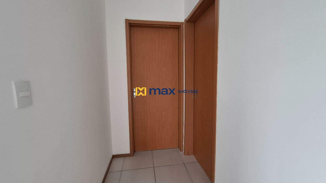 Apartamento à venda no Itaipava: Corredor