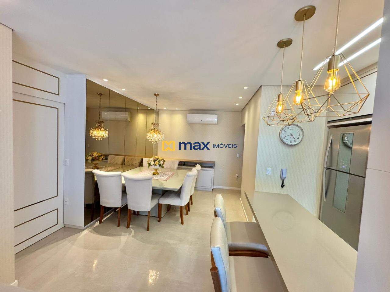 Apartamento à venda no Vila Operária: Living integrado