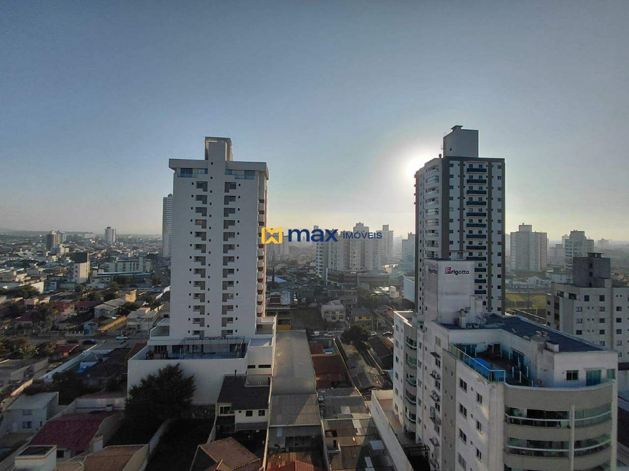 Apartamento para aluguel no Vila Operária: Vista da sacada