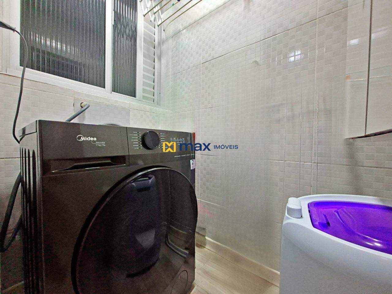 Apartamento à venda no Centro: Área de Serviço