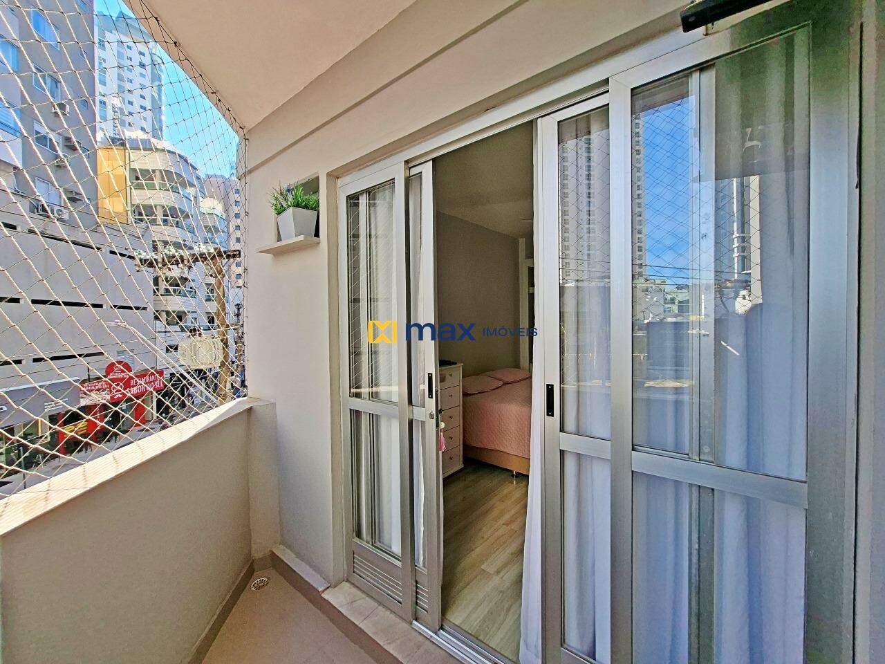 Apartamento à venda no Centro: Sacada Quarto