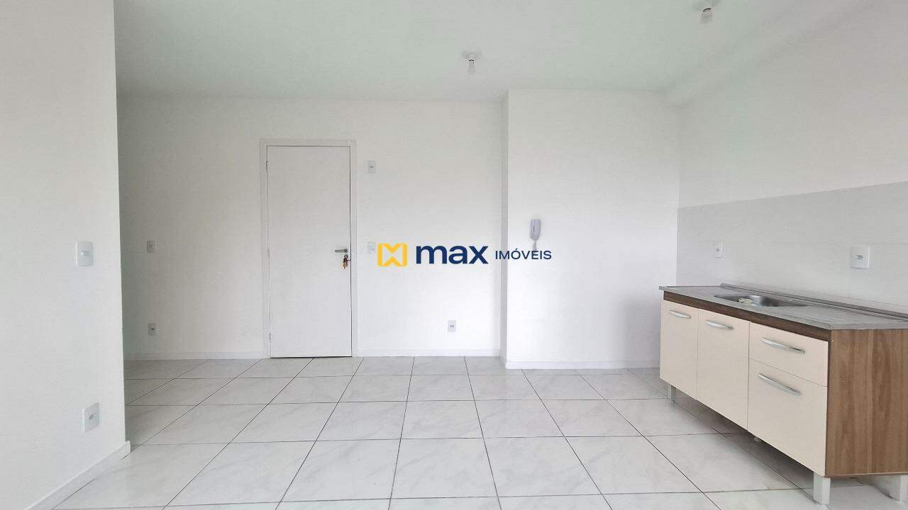 Apartamento à venda no Ressacada: Living integrado