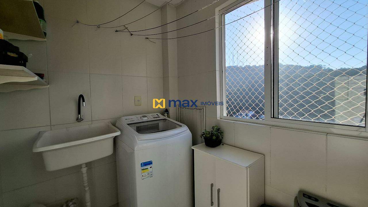 Apartamento à venda no Fazenda: Lavanderia
