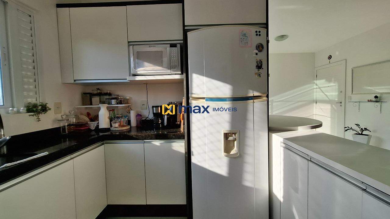 Apartamento à venda no Fazenda: Cozinha