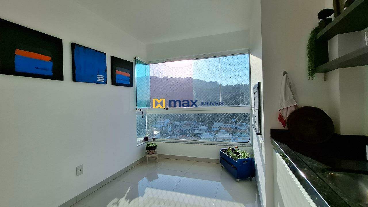 Apartamento à venda no Fazenda: Sacada com churrasqueira