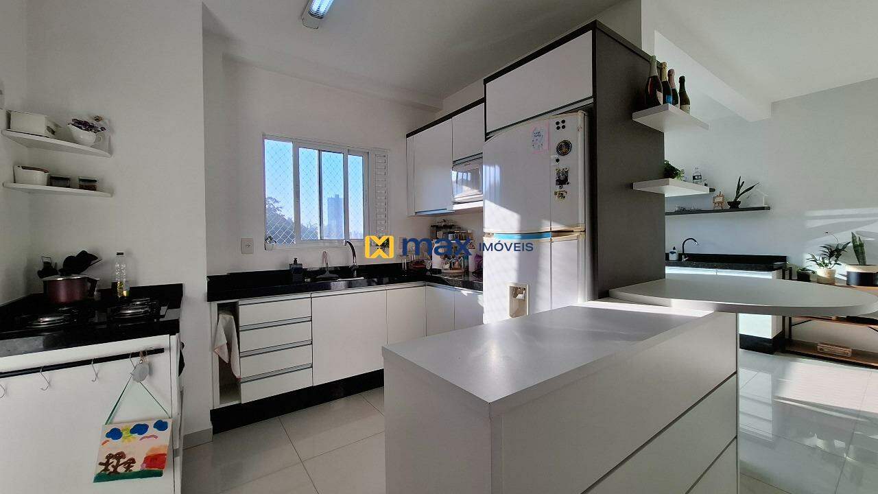 Apartamento à venda no Fazenda: Cozinha