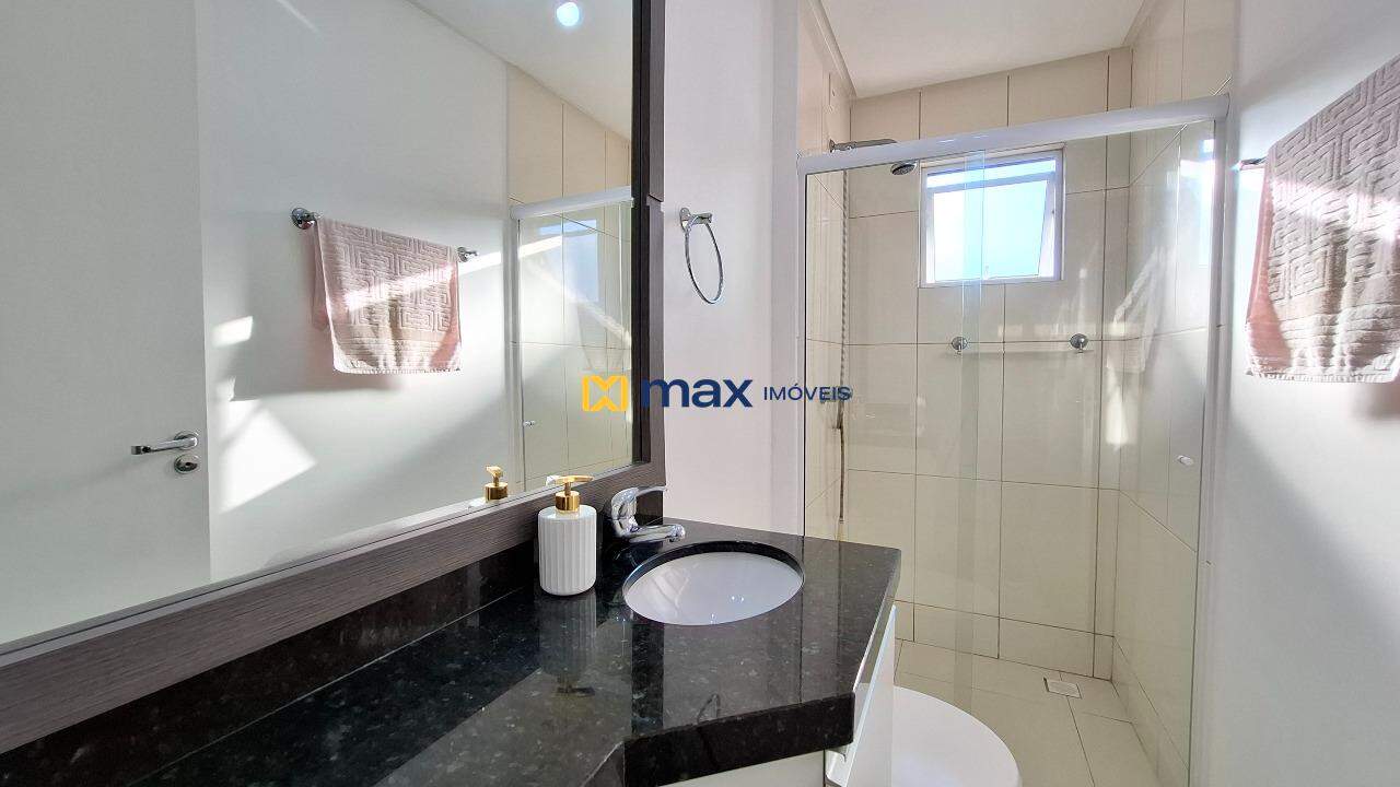 Apartamento à venda no Fazenda: Banheiro social