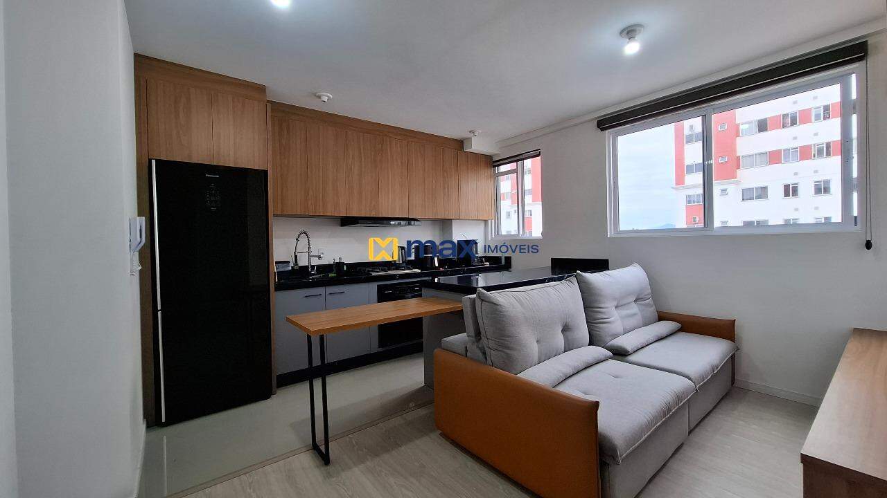 Apartamento à venda no Ressacada: Living integrado