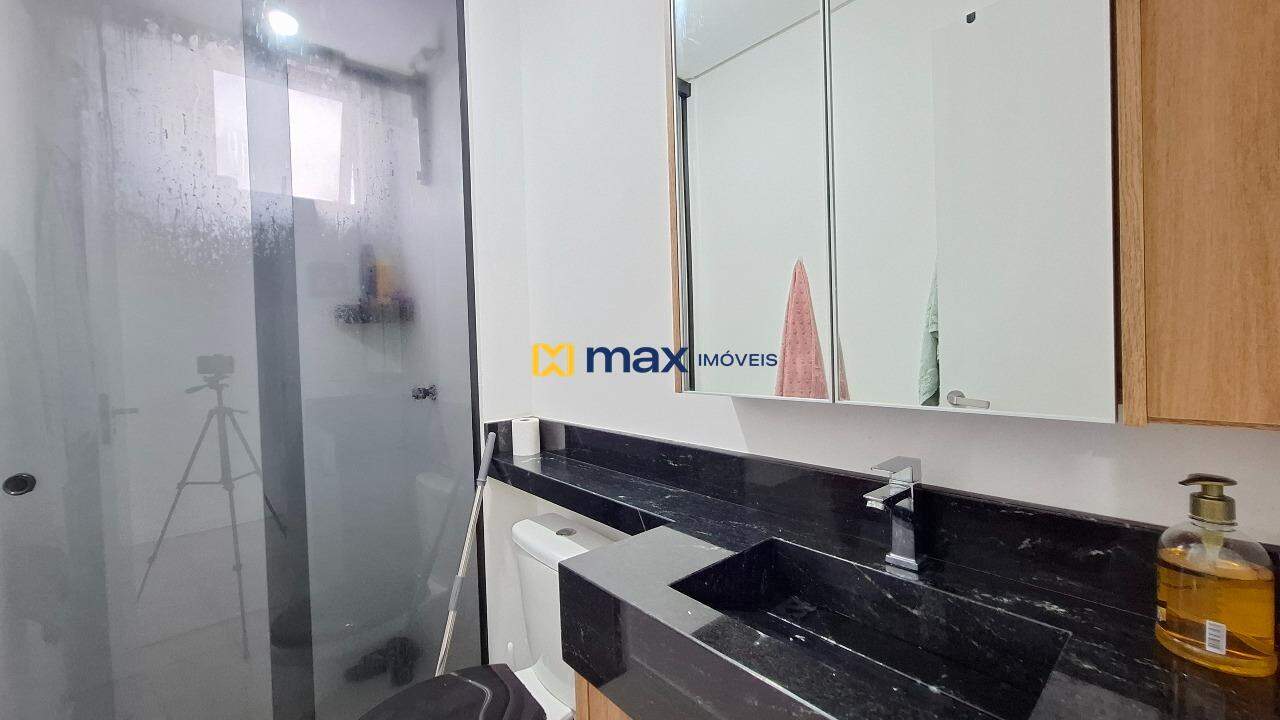 Apartamento à venda no Ressacada: Banheiro social