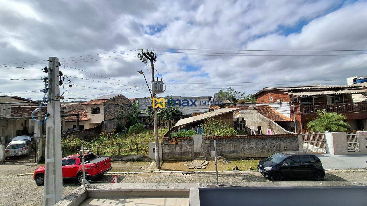 Casa à venda no Cordeiros: Vista