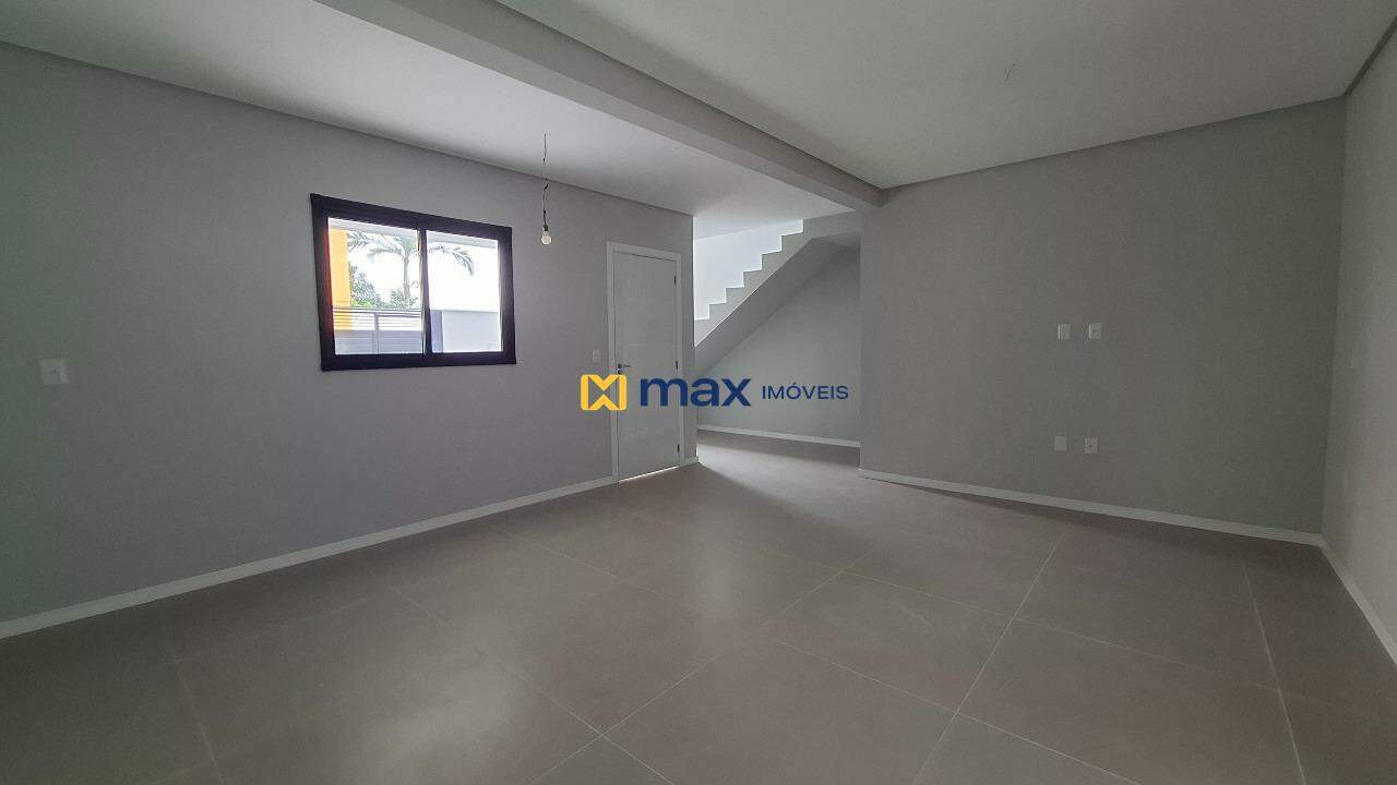 Casa à venda no São João: Living integrado