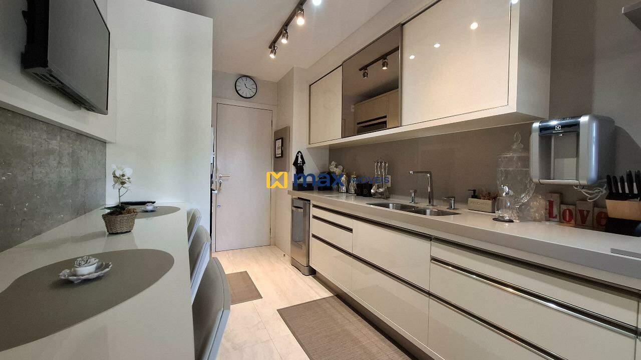 Apartamento à venda no Fazenda: Cozinha
