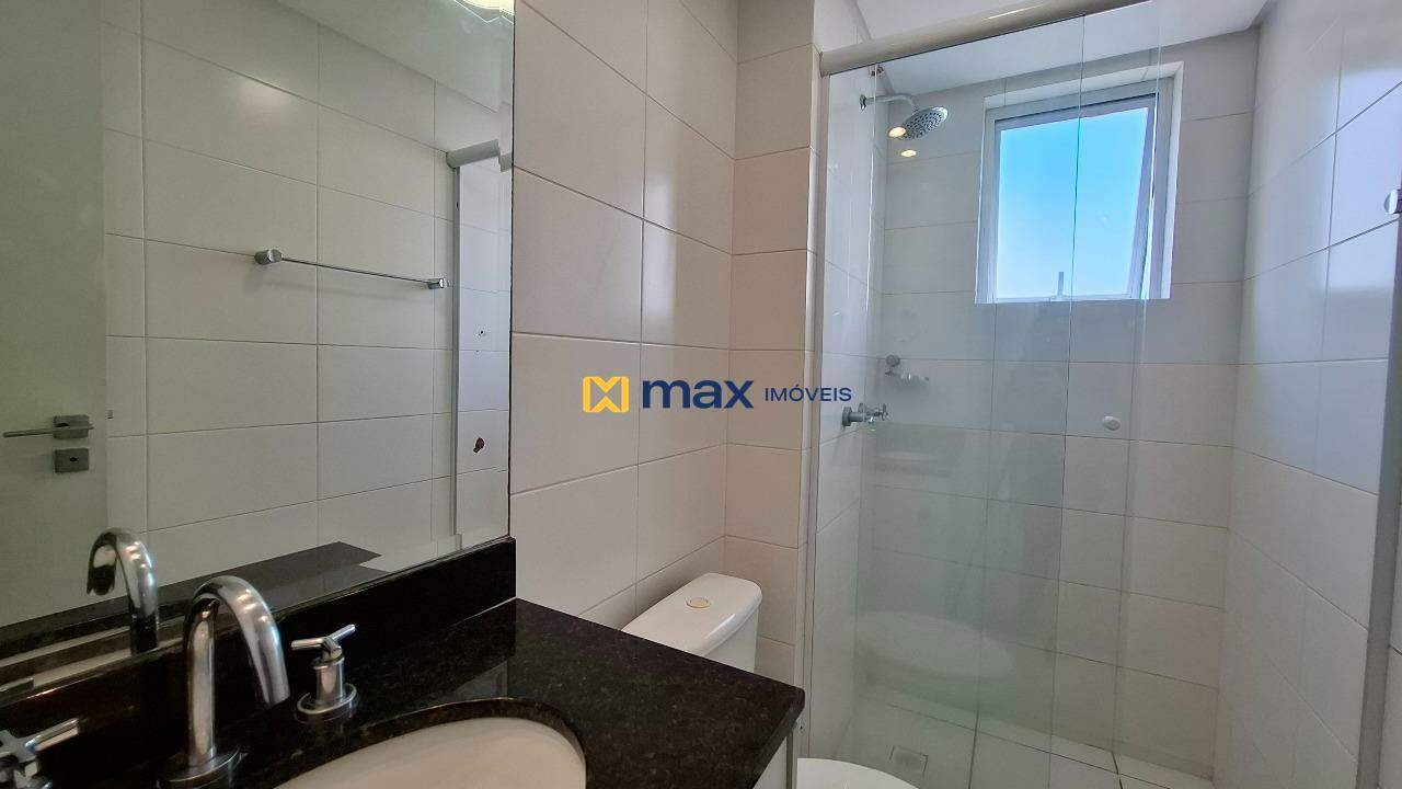 Apartamento para aluguel no Centro: Banheiro suíte