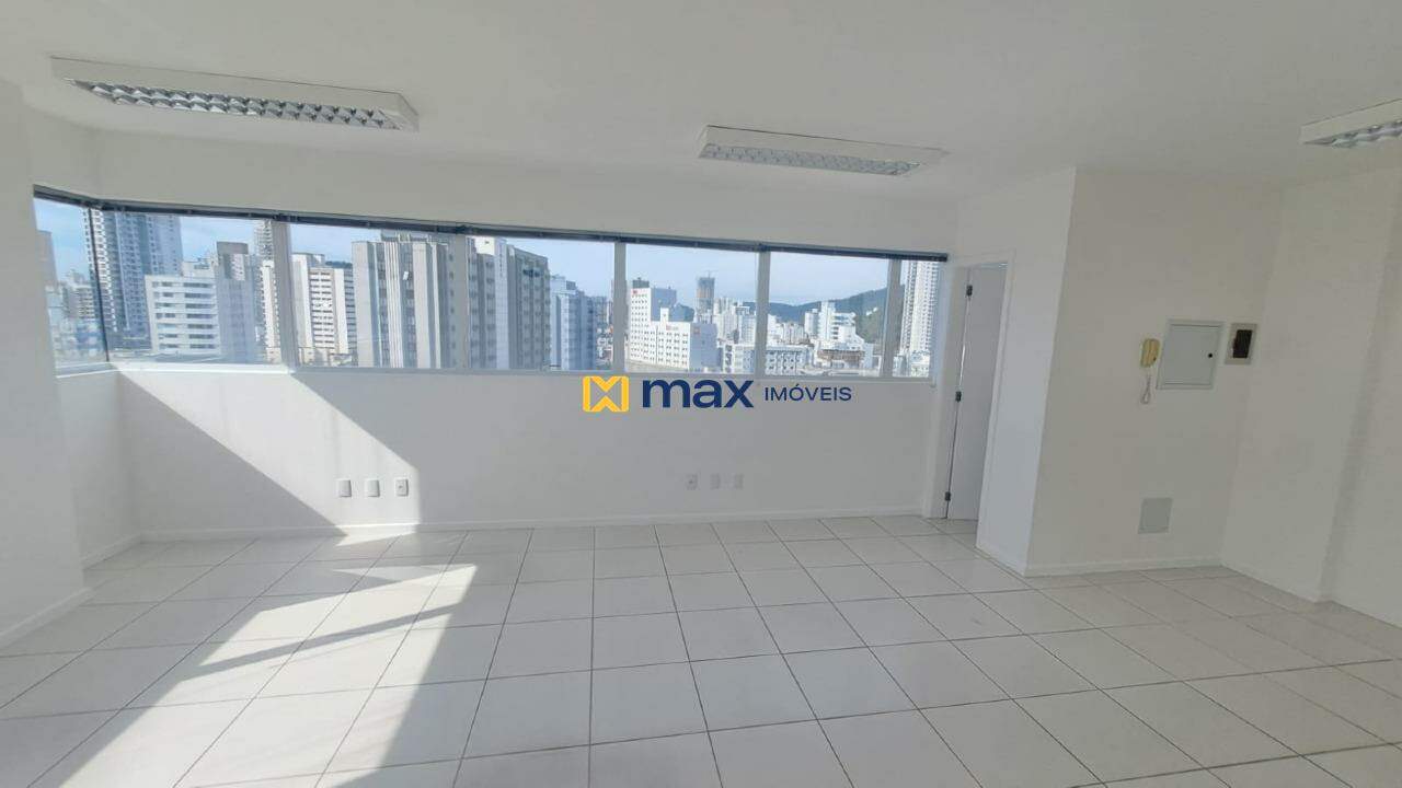 Sala para aluguel no Centro: Sala
