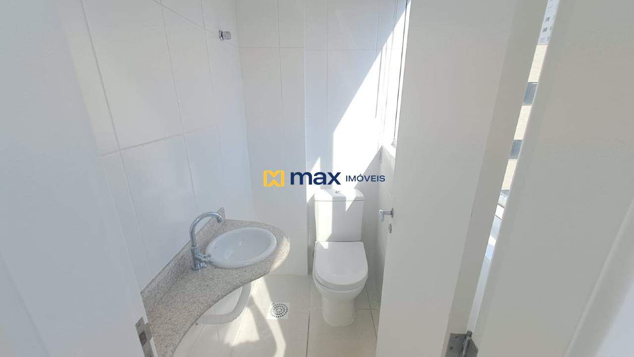 Sala para aluguel no Centro: Banheiro