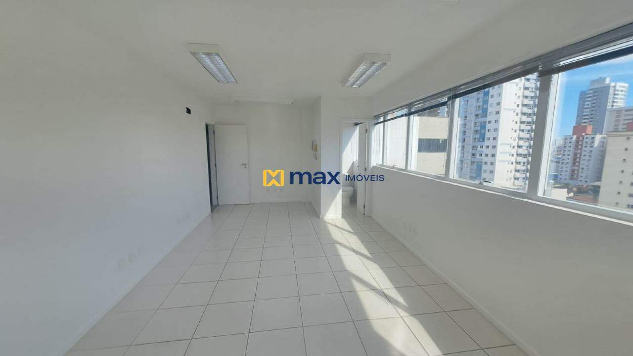 Sala para aluguel no Centro: Sala