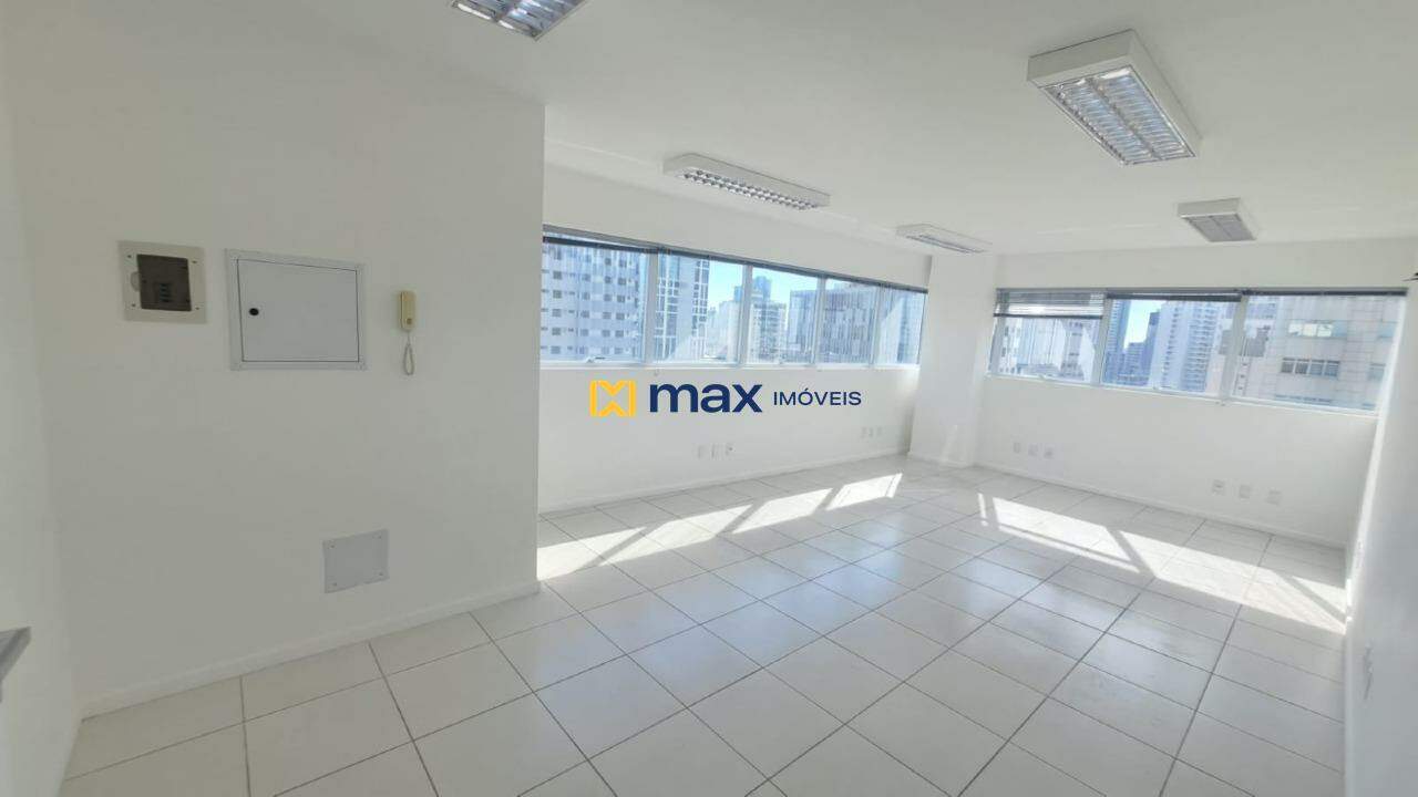 Sala para aluguel no Centro: Sala