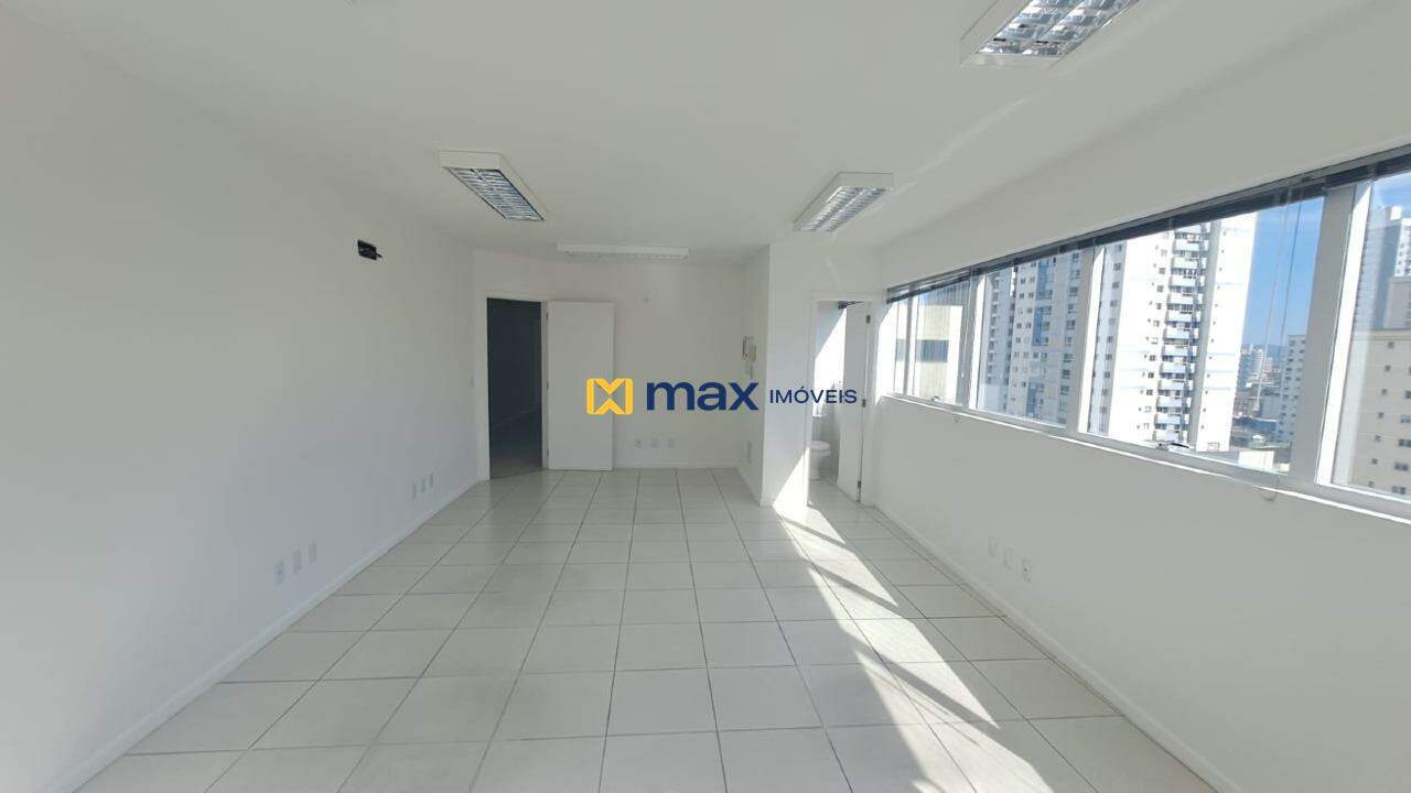 Sala para aluguel no Centro: Sala