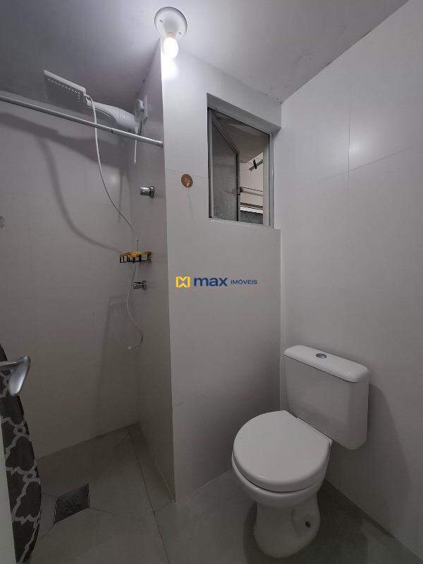 Apartamento à venda no Centro: banheiro social