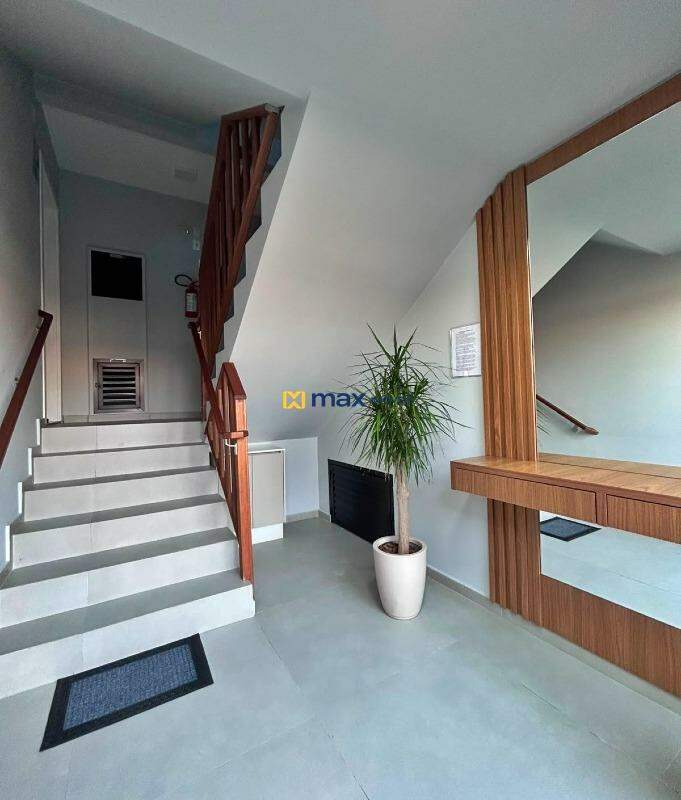 Apartamento à venda no Centro: Hall de entrada