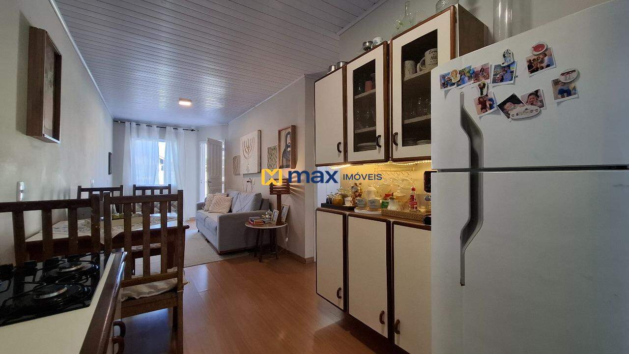 Casa à venda no Santa Regina: Cozinha
