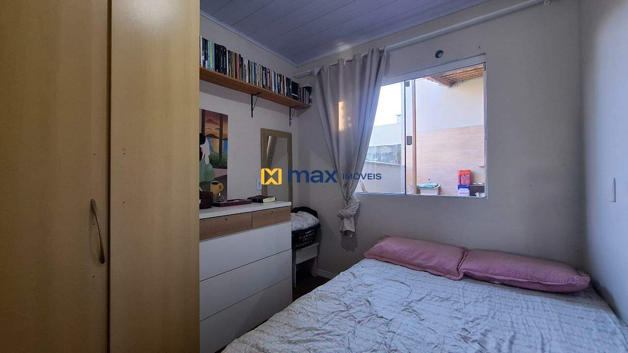 Casa à venda no Santa Regina: Dormitório