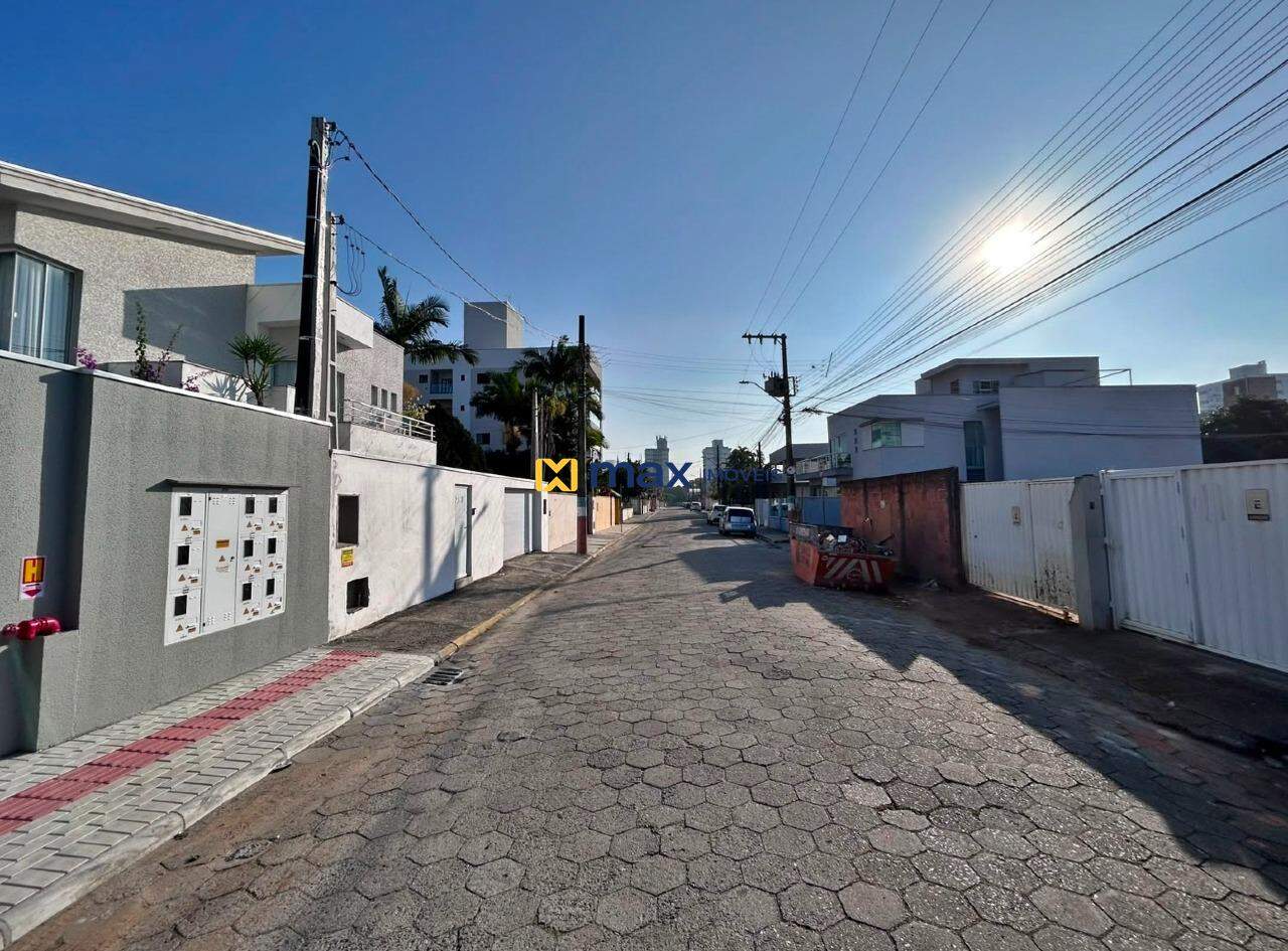 Apartamento à venda no Centro: Rua