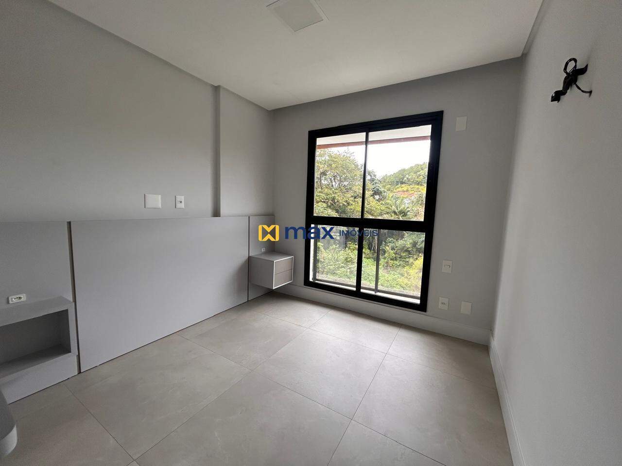 Apartamento para aluguel no Praia Brava de Itajaí: Suíte