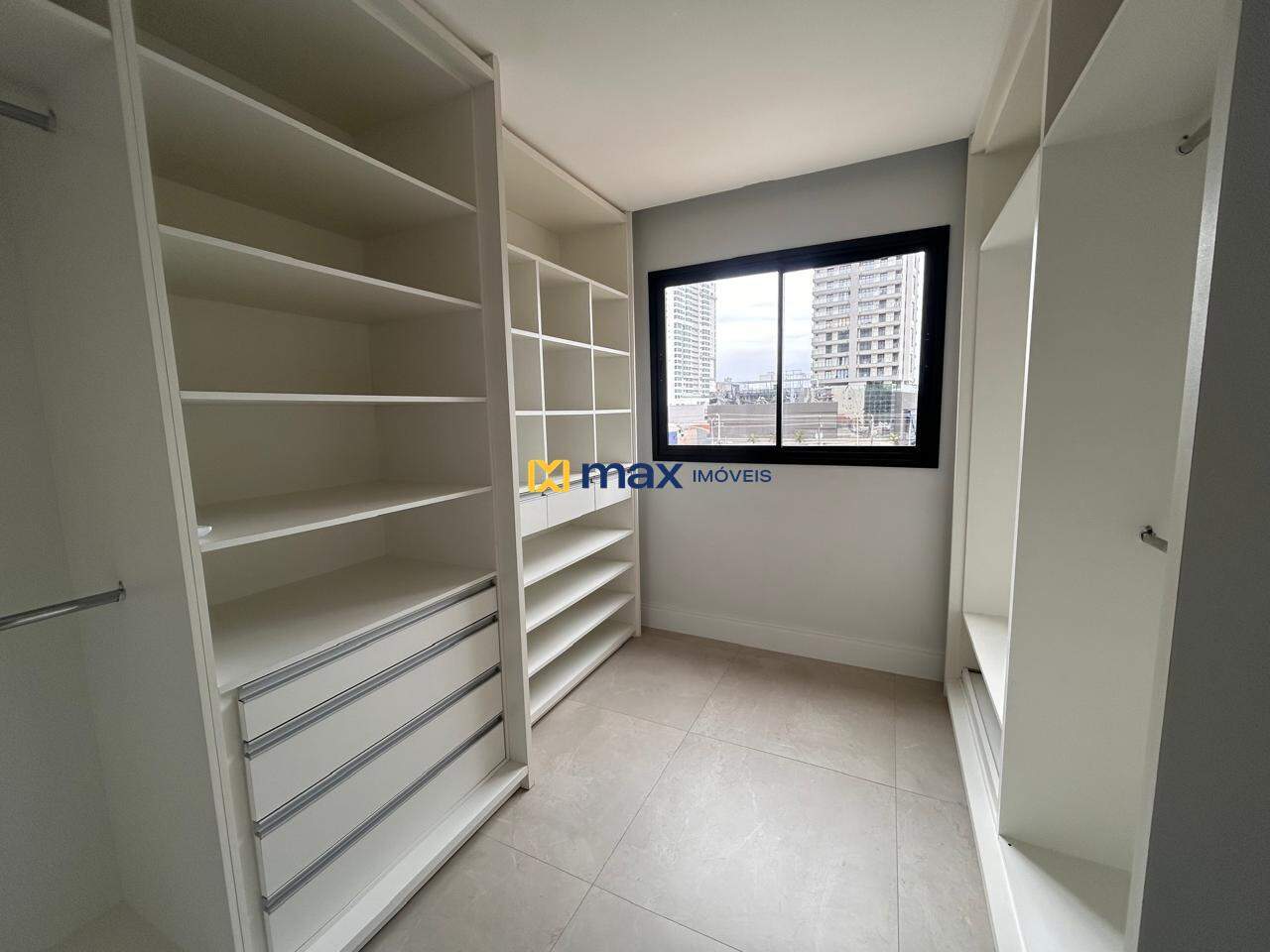 Apartamento para aluguel no Praia Brava de Itajaí: Dormitório