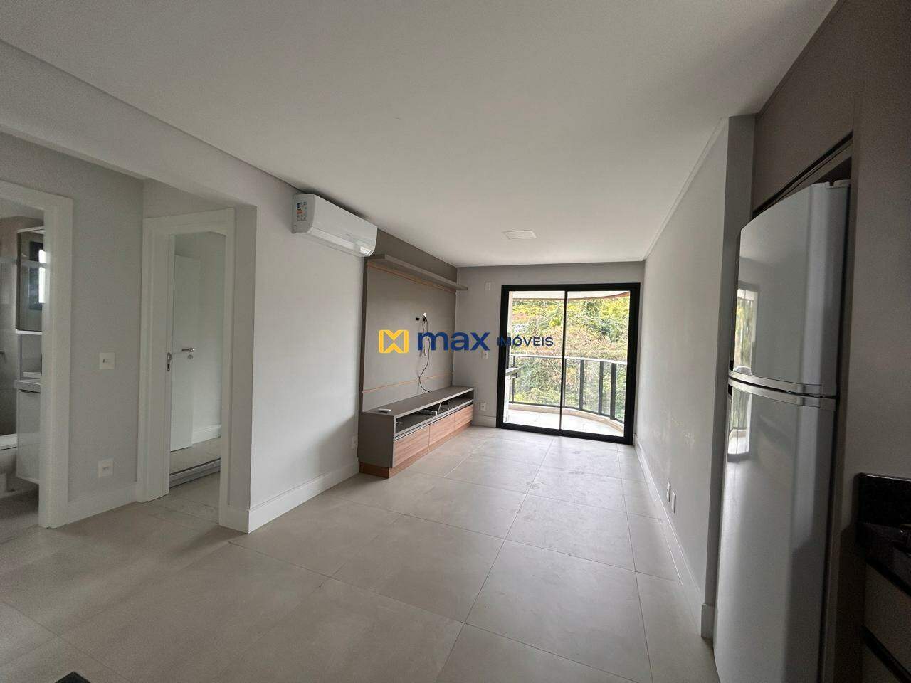 Apartamento para aluguel no Praia Brava de Itajaí: Sala de estar e jantar