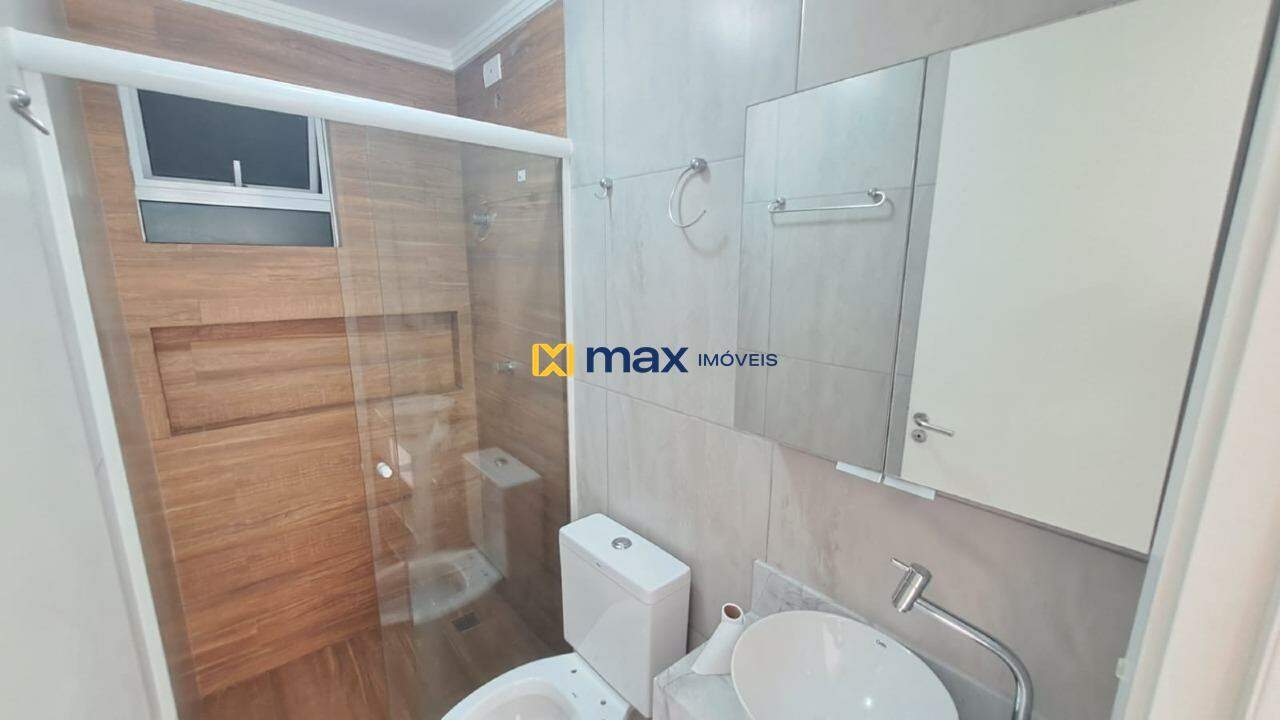 Apartamento para aluguel no Ressacada: Banheiro Social