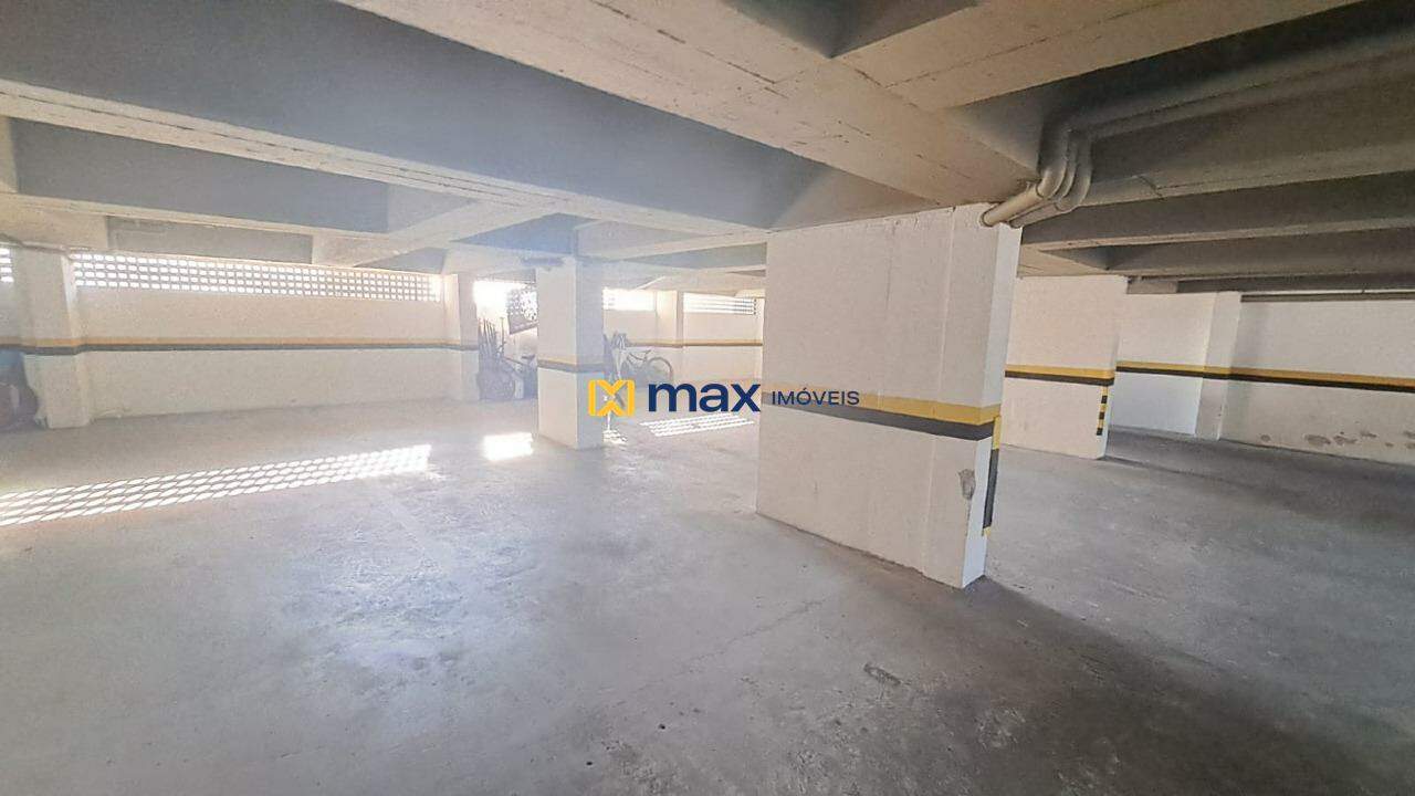 Apartamento para aluguel no Ressacada: Vaga de Garagem